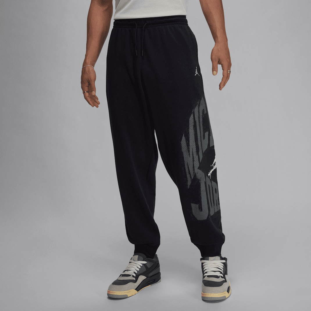 Black/Sail