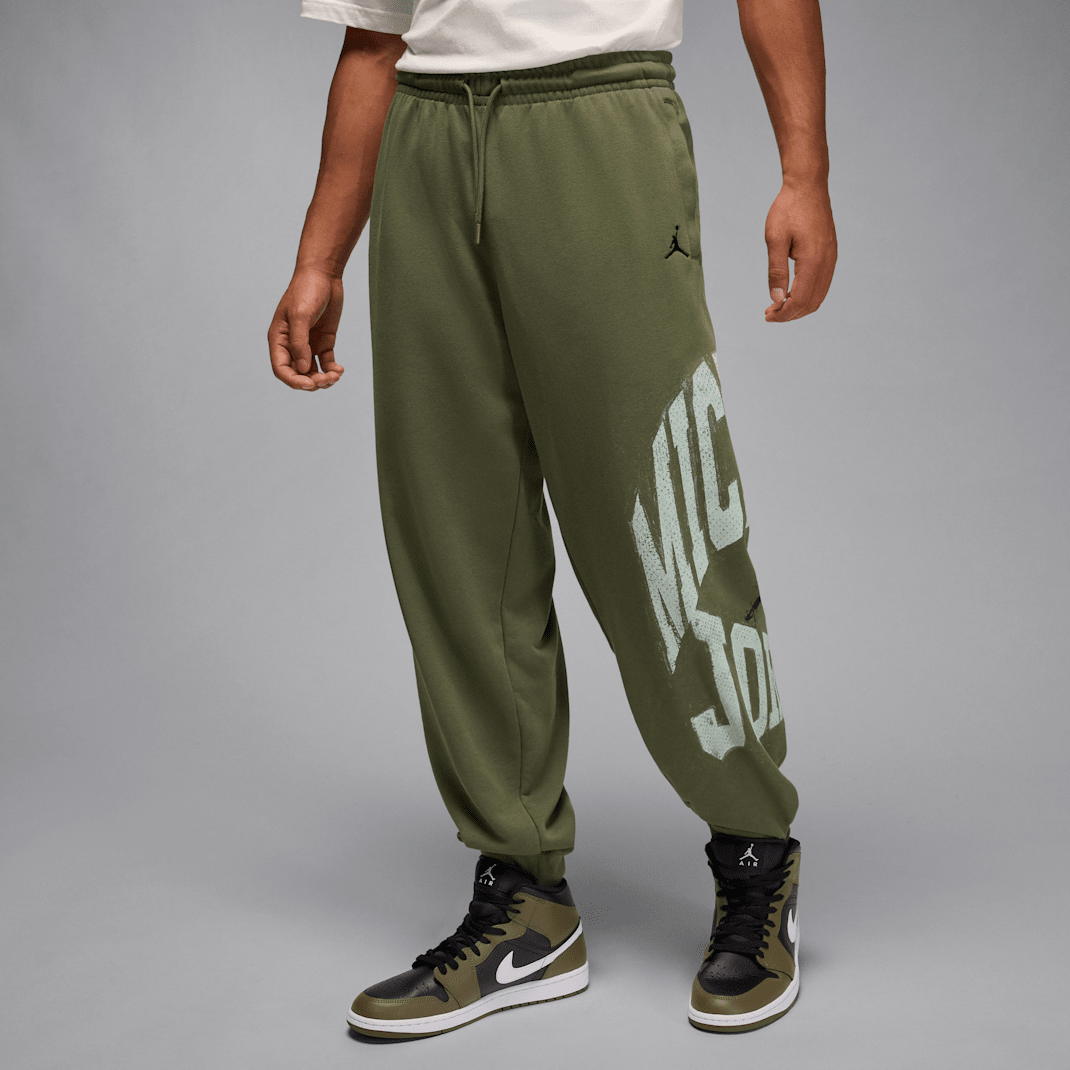 Medium Olive/Black