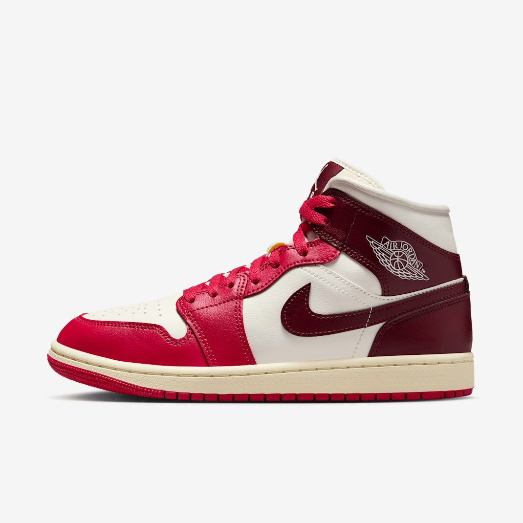 Sail/Mystic Hibiscus/Coconut Milk/Dark Team Red