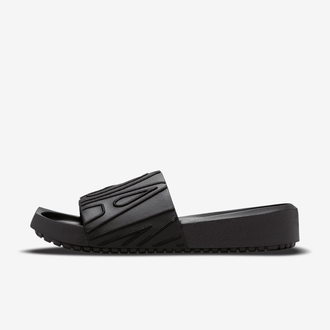 Black/Black/Black